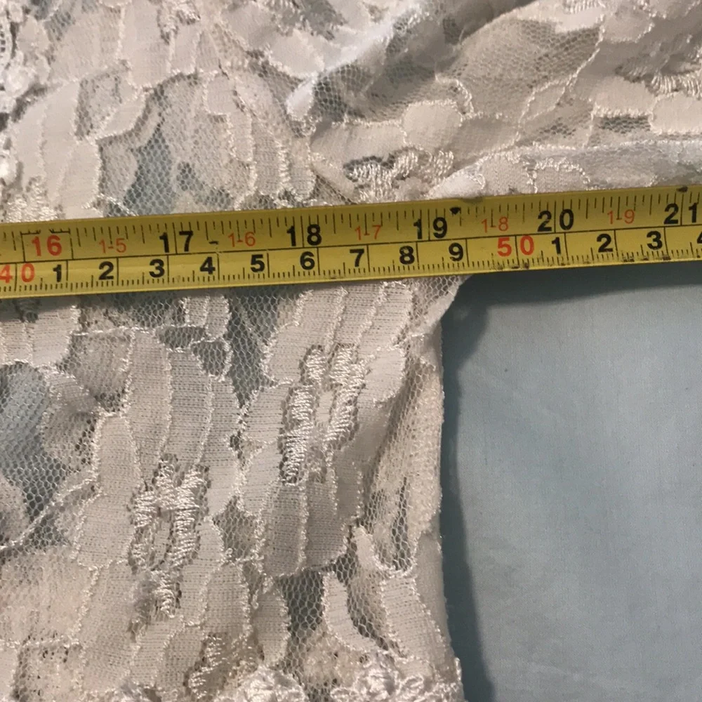 Ladies shabby chic top   Crystal buttons and lace make this top - Picture 7 of 9